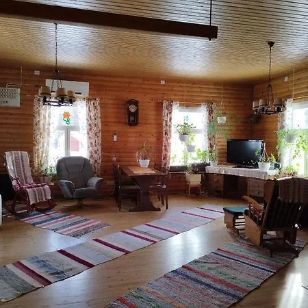 Granny's House Kuusela شقة